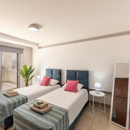 Fig Tree Penthouse 1 *
