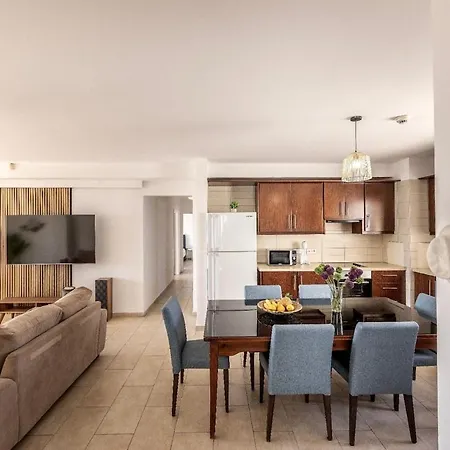 Fig Tree Penthouse 1